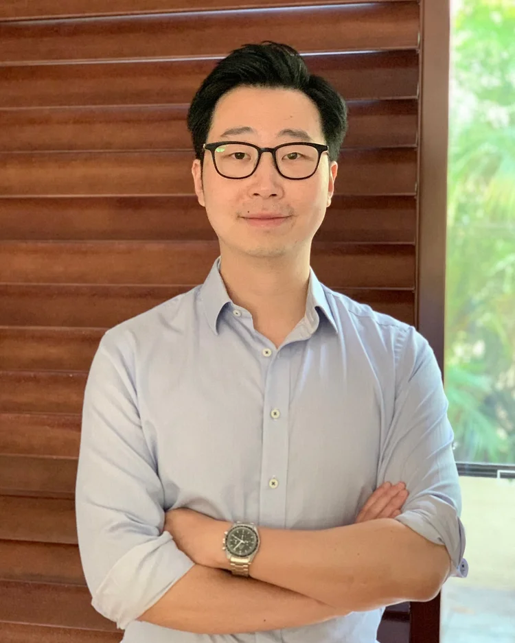 Dr Jerry Zhou